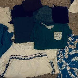 Womens medium bundle